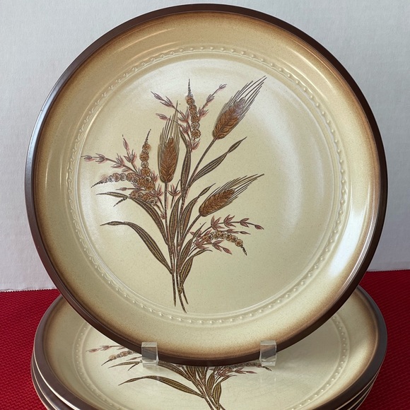 4 Vintage Arita Country Kitchen Honey Wheat Dinner plates , great condition 1970 - Picture 3 of 4